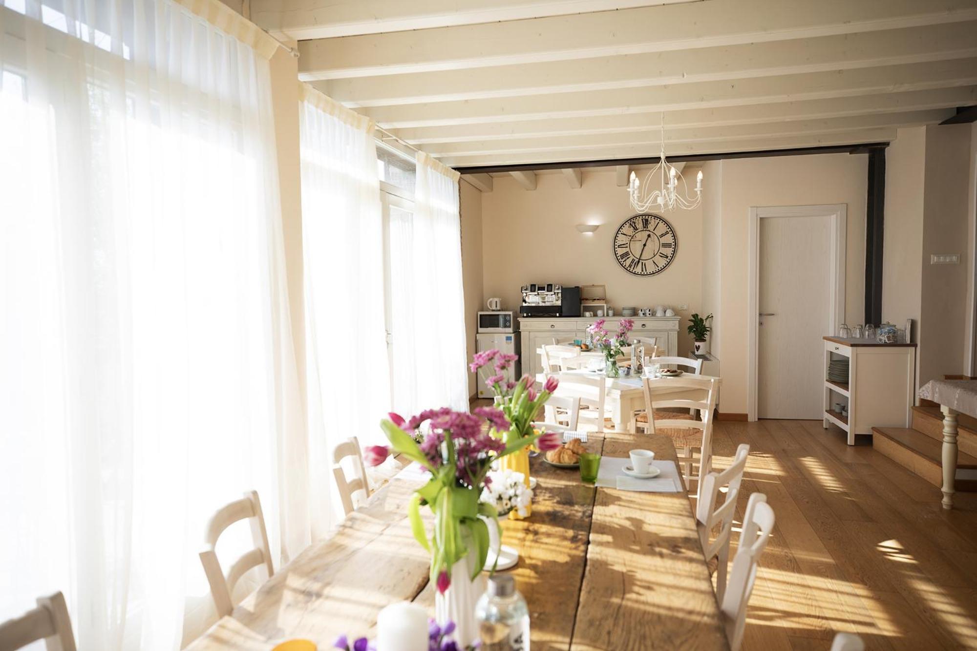 Relais La Rocca Solferino Bed & Breakfast Exterior photo